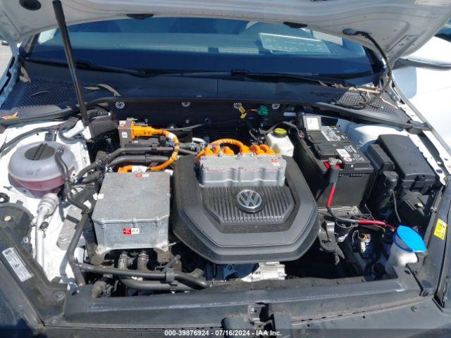 WVWKP7AU6GW910709 Volkswagen E-golf Se