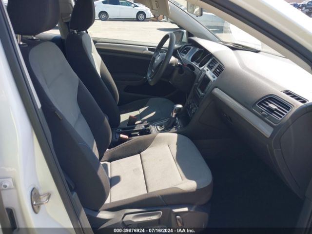 WVWKP7AU6GW910709 Volkswagen E-golf Se