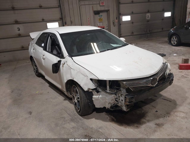 2014 4T4BF1FK9ER397280 main image