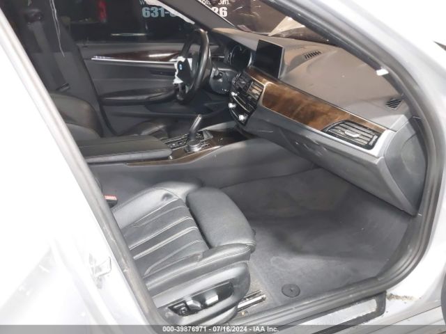 WBAJA7C37HG904539 BMW 530i Xdrive