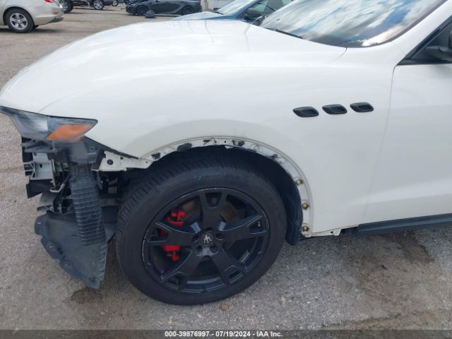 ZN661XUA1JX301385 Maserati Levante