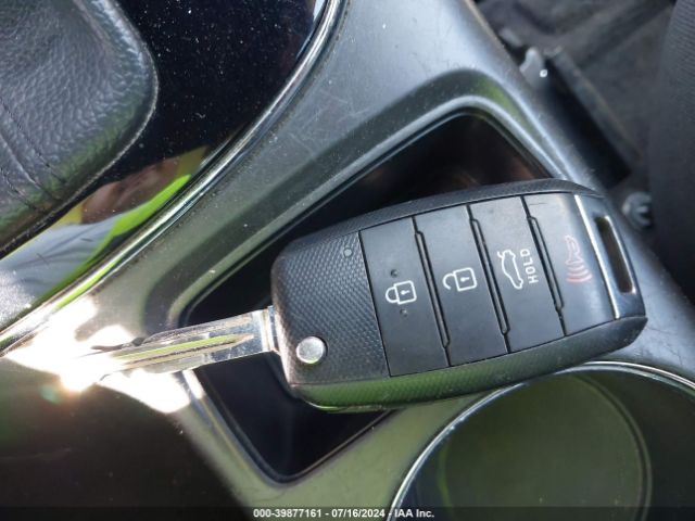 3KPFK4A72HE110509 KIA FORTE LX