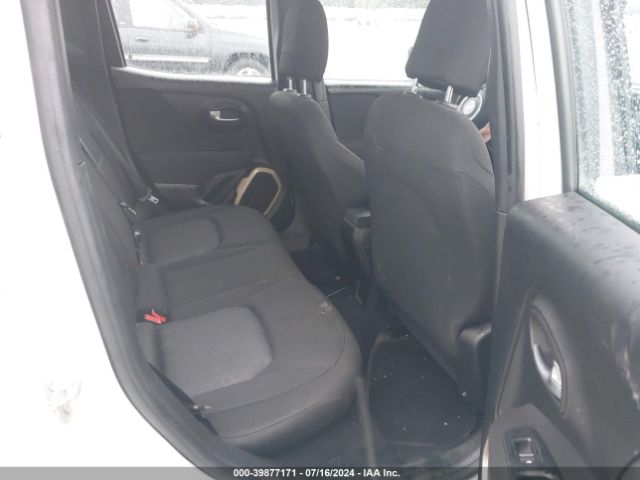 ZACCJAAT5FPB97565 Jeep Renegade Sport