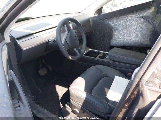 Tesla Model Y Rwd 2023 7SAYGDED3PF945976 Image 21