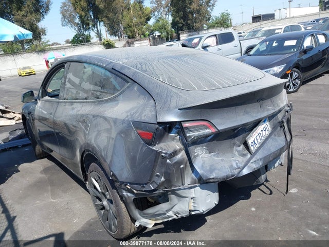 Tesla Model Y Rwd 2023 7SAYGDED3PF945976 Image 3