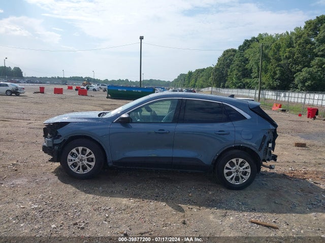 1FMCU0GN9PUB05086 Ford Escape Active