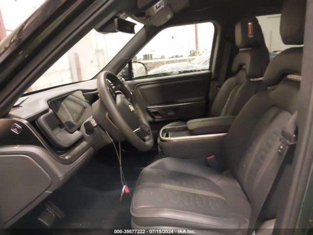 7PDSGABA6PN016211 Rivian R1s Adventure