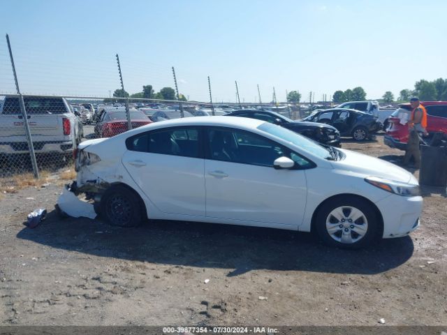 3KPFK4A7XHE064024 KIA FORTE LX