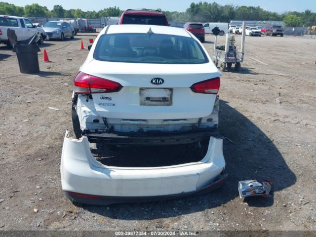 3KPFK4A7XHE064024 KIA FORTE LX