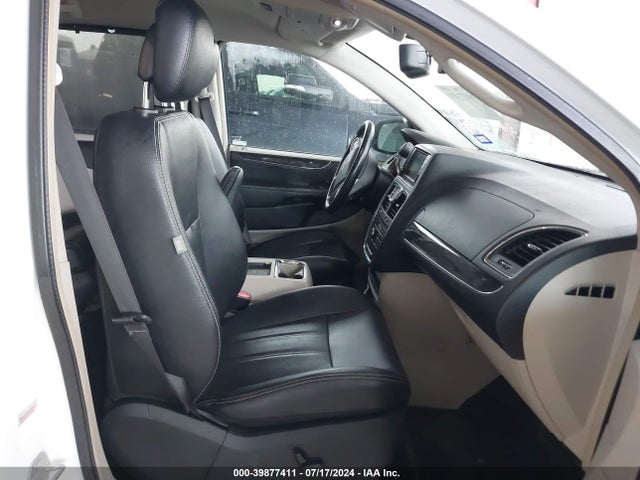 2C4RC1CG4FR590604 Chrysler Town & Country Touring-l