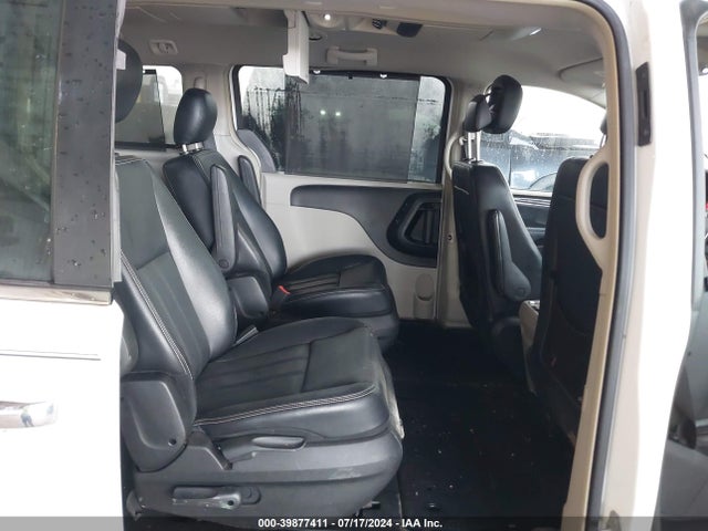 2C4RC1CG4FR590604 Chrysler Town & Country Touring-l