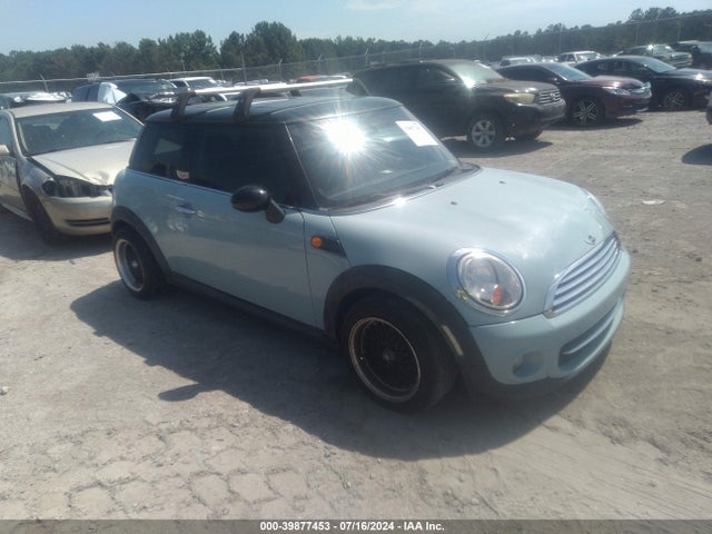 2011 MINI COOPER WMWSU3C58BT096397 Photo 0