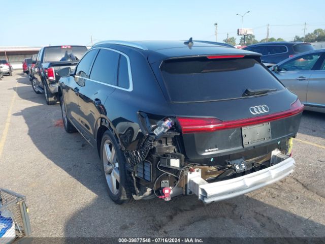 WA1LABGE7KB017550 Audi E-tron Premium Plus