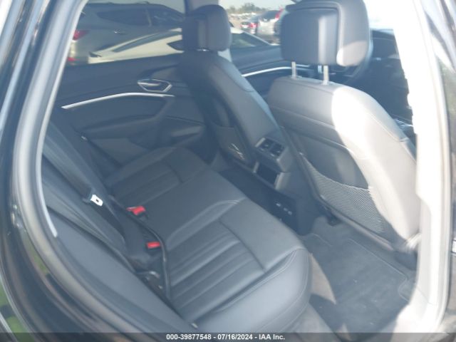 WA1LABGE7KB017550 Audi E-tron Premium Plus