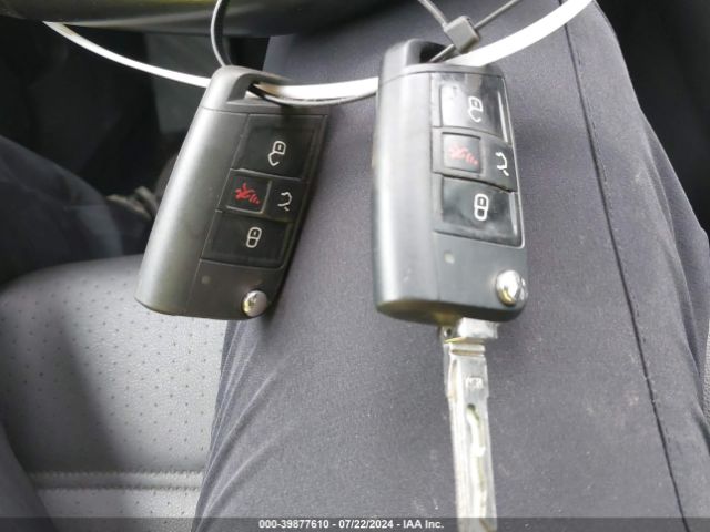 3VW2A7AU9FM064783 Volkswagen Golf Tdi S 4-door