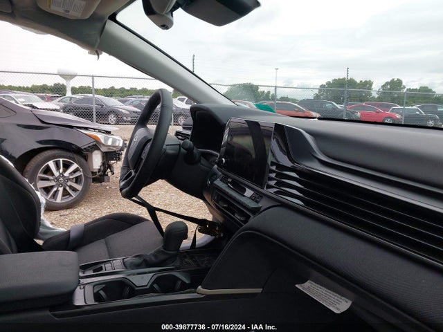 Toyota CAMRY LE 2025 4T1DAACK8SU009263 Image 5