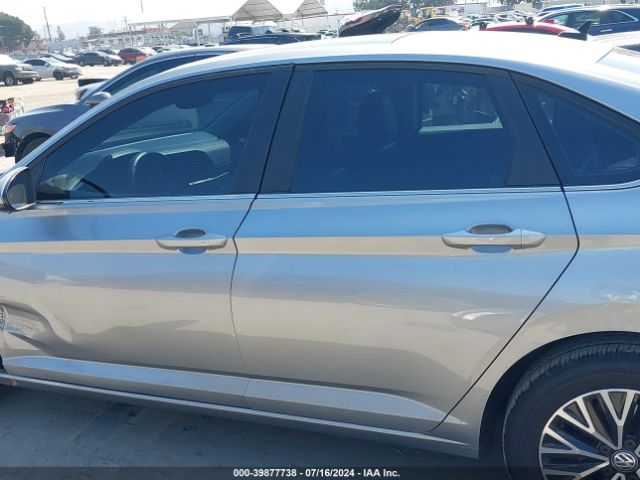 3VWEB7BUXKM175880 Volkswagen Jetta 1.4t Sel