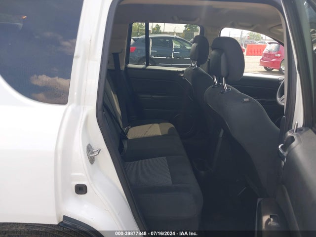 Jeep Compass Sport 2016 1C4NJCBAXGD525225 Image 8