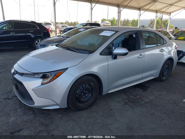 Toyota COROLLA LE 2021 5YFEPMAE9MP223796 Image 2