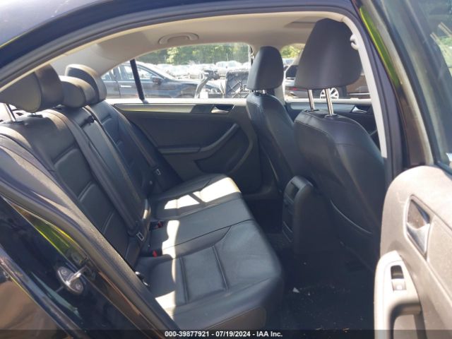 3VWLA7AJ6FM272405 Volkswagen Jetta 2.0l Tdi Se