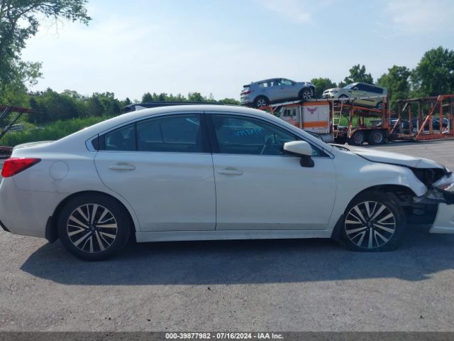 4S3BNAF63K3041400 Subaru Legacy 2.5i Premium
