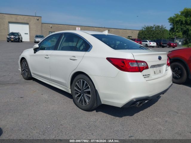 4S3BNAF63K3041400 Subaru Legacy 2.5i Premium