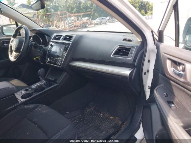 4S3BNAF63K3041400 Subaru Legacy 2.5i Premium