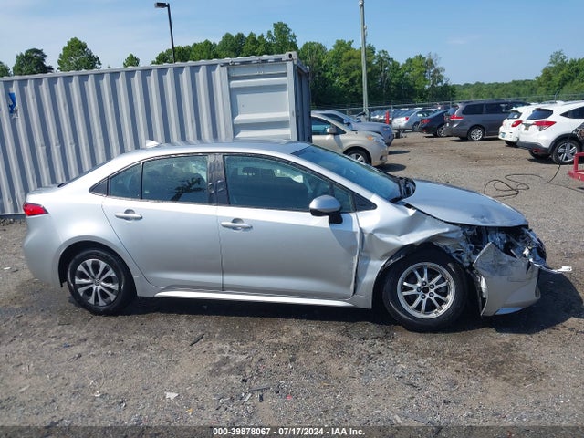 Toyota COROLLA LE 2022 JTDEAMDE4NJ043242 Image 13