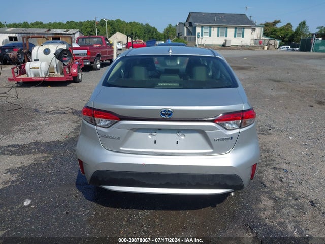 Toyota COROLLA LE 2022 JTDEAMDE4NJ043242 Image 16