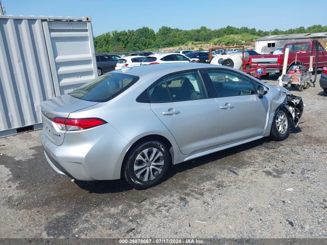 Toyota COROLLA LE 2022 JTDEAMDE4NJ043242 Image 4