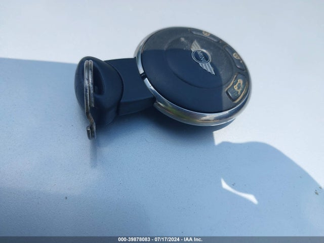 2011 MINI COOPER S COUNTRYMAN WMWZC3C52BWH98475 Photo 10