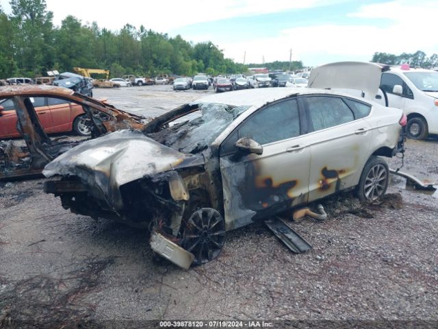 3FA6P0H70HR220652 Ford FUSION SE