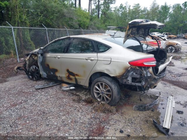 3FA6P0H70HR220652 Ford FUSION SE
