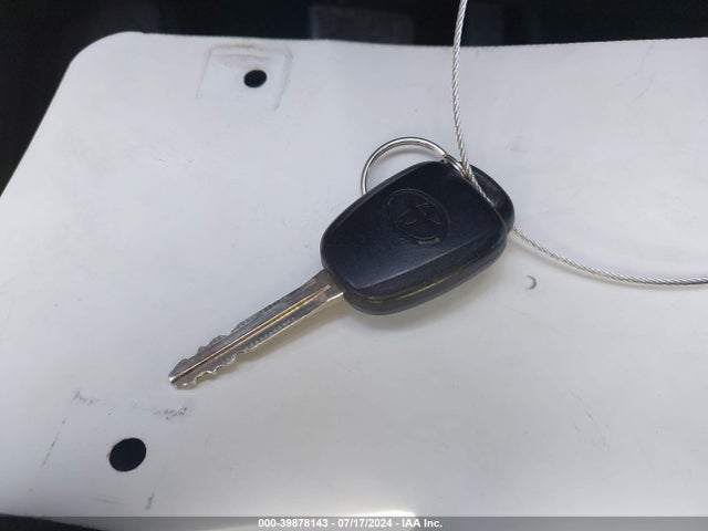 Toyota COROLLA LE 2018 2T1BURHE0JC092834 Image 11