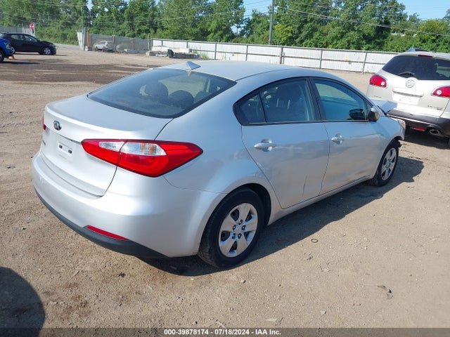 KIA FORTE LX 2016 KNAFK4A62G5567593 Image 4