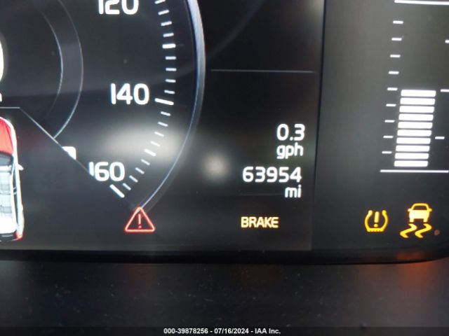 LYV102DK8KB307577 Volvo Xc60 T5 Momentum