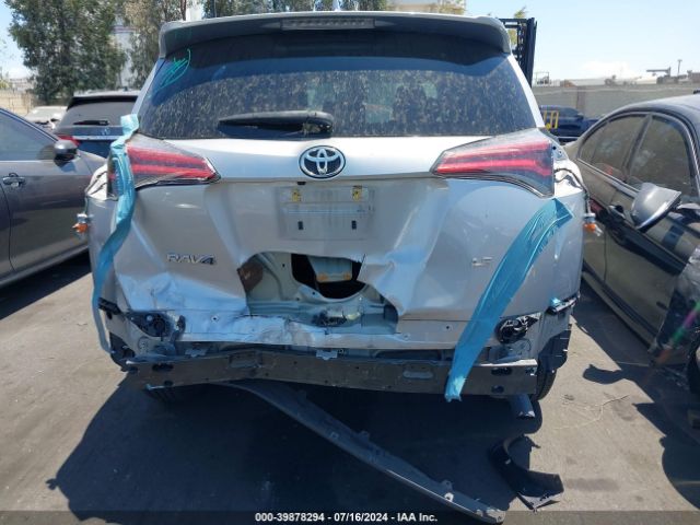 2T3ZFREVXJW417704 Toyota RAV4 LE