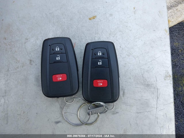 Toyota Prius Three 2016 JTDKARFU4G3516472 Image 11