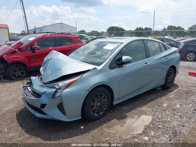 Toyota Prius Three 2016 JTDKARFU4G3516472 Image 2