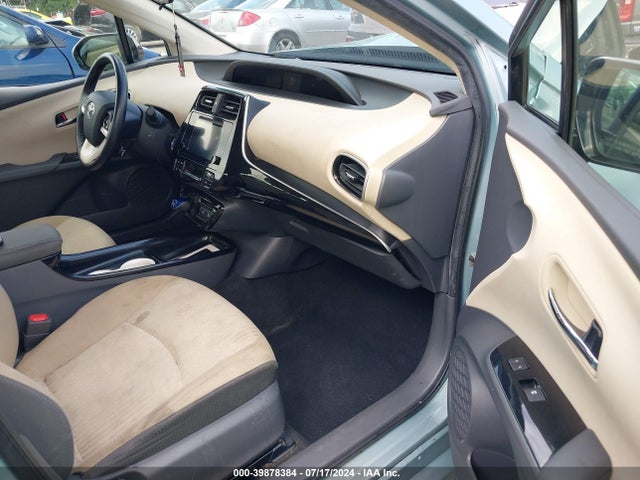 Toyota Prius Three 2016 JTDKARFU4G3516472 Image 5