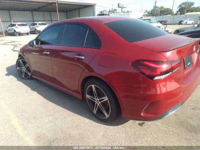 W1K3G4FB2LJ218289 Mercedes-Benz A 220 4matic