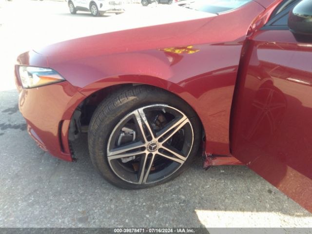 W1K3G4FB2LJ218289 Mercedes-Benz A 220 4matic