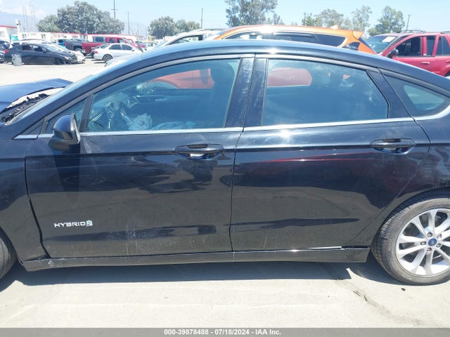 Ford Fusion Hybrid Se 2019 3FA6P0LU0KR151773 Image 15