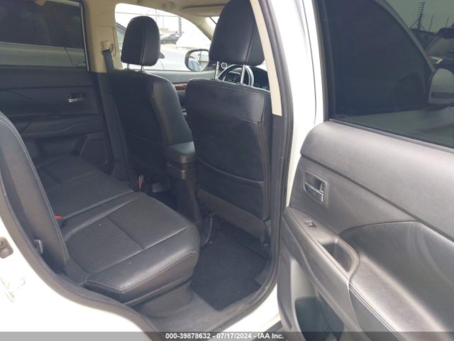 JA4AD3A36EZ004876 Mitsubishi Outlander Se