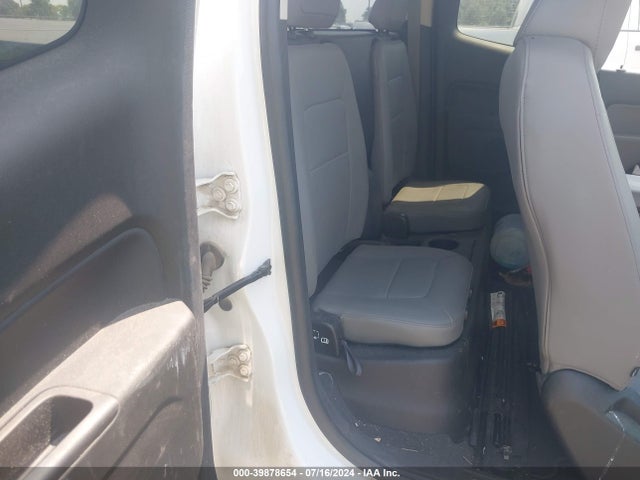 Chevrolet Colorado Wt 2019 1GCHTBEA7K1220000 Image 8