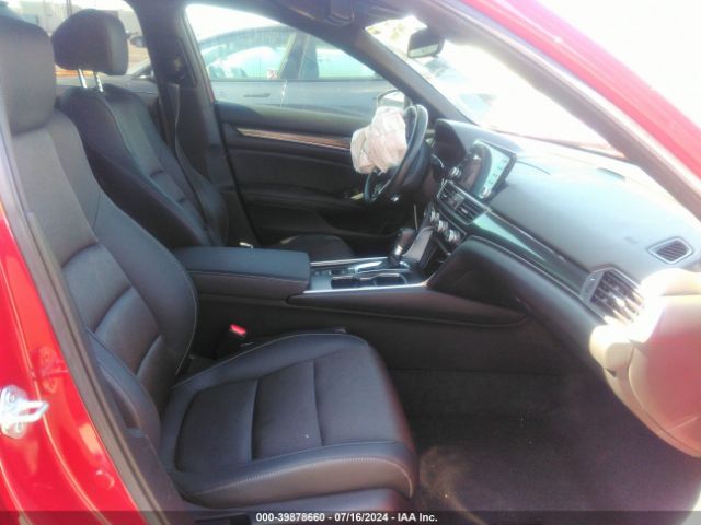 1HGCV1F38NA004127 Honda Accord Sport