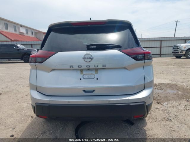 5N1BT3AAXRC673930 Nissan Rogue S Fwd