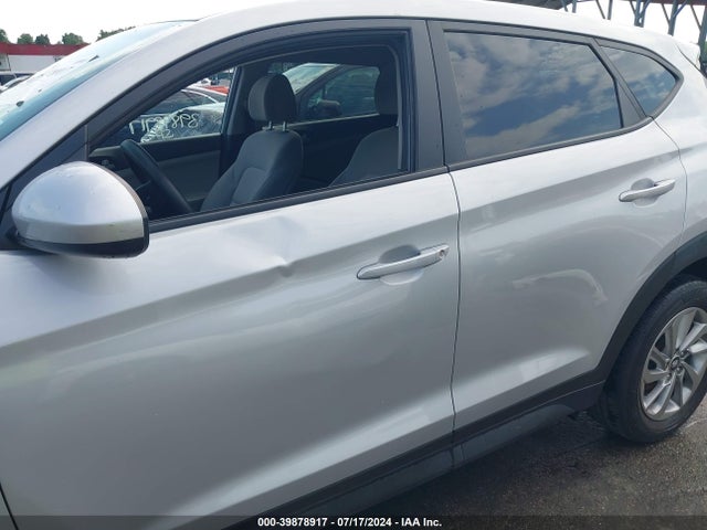 Hyundai TUCSON SE 2018 KM8J2CA43JU818099 Image 17