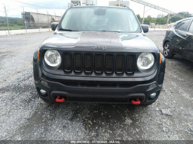 ZACCJBCT8GPD13894 Jeep Renegade Trailhawk