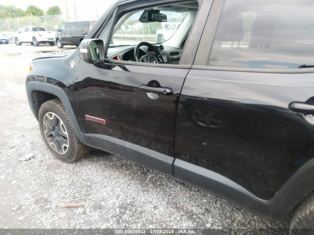 ZACCJBCT8GPD13894 Jeep Renegade Trailhawk